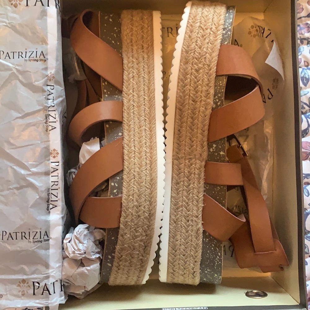Womens sandals